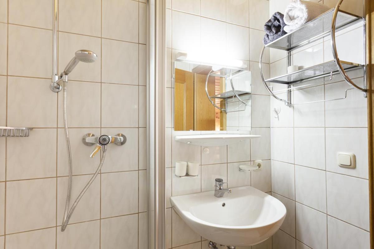 Gaestehaus Fitsch - Ferienwohnung In Зилбертал Екстериор снимка